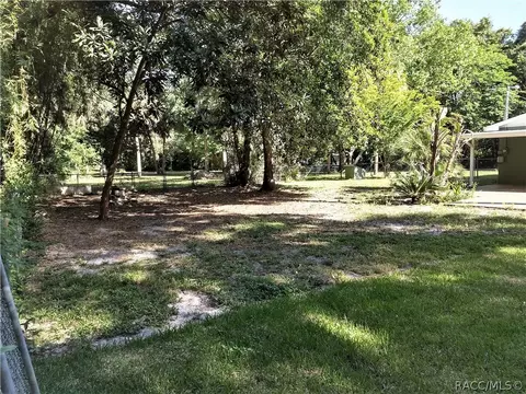 136 Allen Ave, Inglis, FL 34449 photo 7