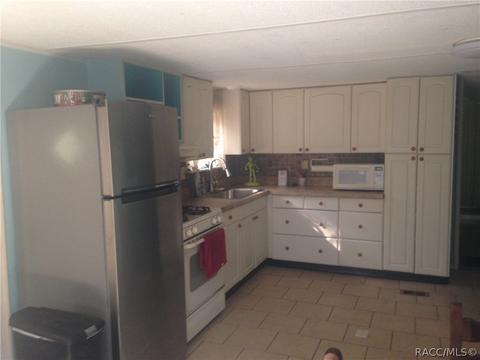 299 Vicki St, Inglis, FL 34449 photo 5