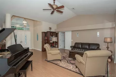 165 W Liberty St, Hernando, FL 34442 photo 9