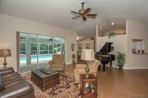 165 W Liberty St, Hernando, FL 34442 photo 8