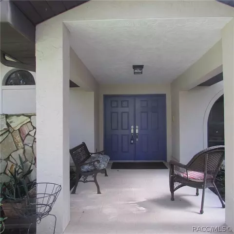 131 W Liberty St, Hernando, FL 34442 photo 2