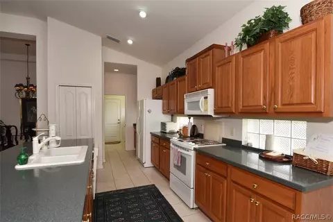 601 W Doerr Path, Hernando, FL 34442 photo 18