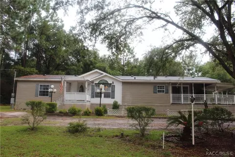 2813 E Fox Ct, Inverness, FL 34452 photo 1