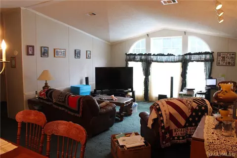 2813 E Fox Ct, Inverness, FL 34452 photo 3
