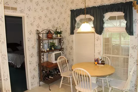 2813 E Fox Ct, Inverness, FL 34452 photo 7