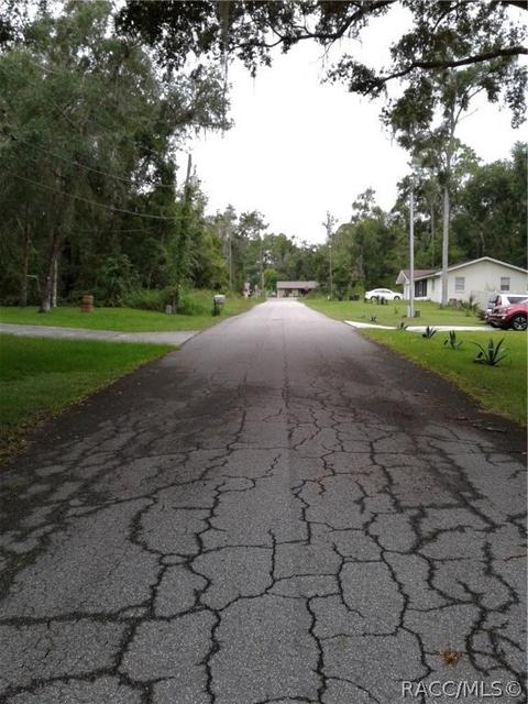 6022 E Willow St, Inverness, FL 34452 photo 2