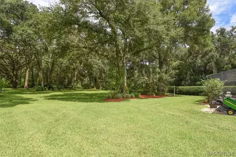 4272 N Forest Lake Dr, Hernando, FL 34442 photo 4
