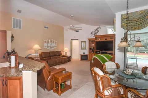 4272 N Forest Lake Dr, Hernando, FL 34442 photo 17
