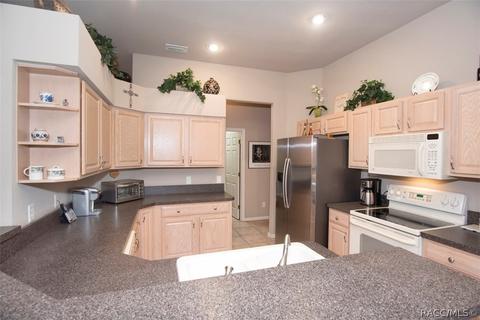 1469 E Monopoly Loop, Inverness, FL 34453 photo 4