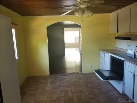 780 40 Hwy E, Inglis, FL 34498 photo 9