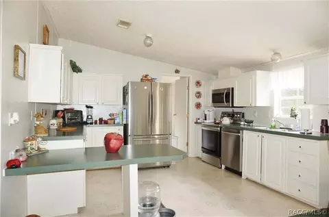 82 E Katie St, Hernando, FL 34442 photo 5