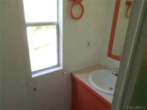 388 Vicki St, Inglis, FL 34449 photo 9