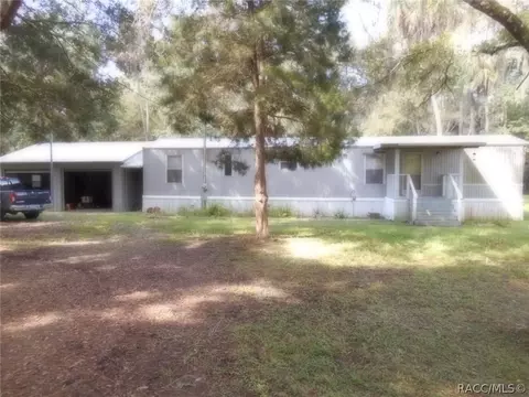 388 Vicki St, Inglis, FL 34449 photo 1