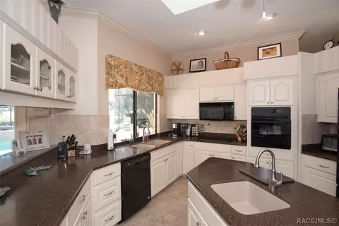 600 E Charleston Ct, Hernando, FL 34442 photo 11