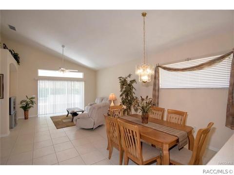 912 W Silver Meadow Loop, Hernando, FL 34442 photo 2