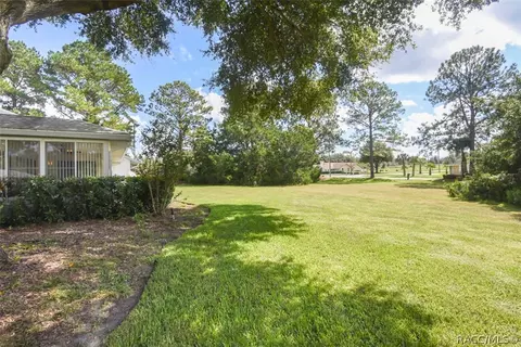 804 Hillsborough Ct E, Hernando, FL 34442 photo 4