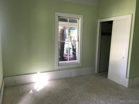 127 NE 3rd St, Webster, FL 33597 photo 5