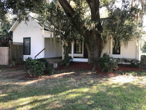 127 NE 3rd St, Webster, FL 33597 photo 1