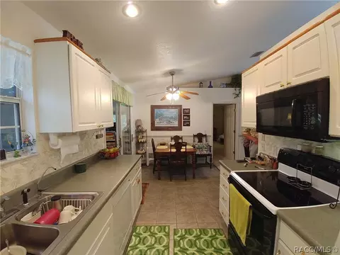 11670 SE 198th Pl, Inglis, FL 34449 photo 3