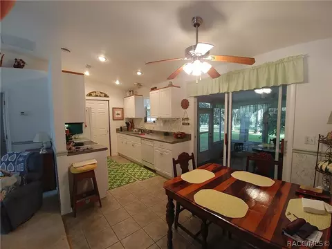 11670 SE 198th Pl, Inglis, FL 34449 photo 4