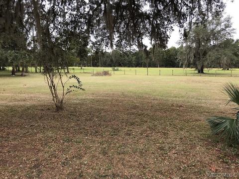 8060 SE 144th Pl, Inglis, FL 34449 photo 3