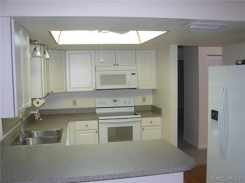 5072 W Mapleleaf Ct, Lecanto, FL 34461 photo 5