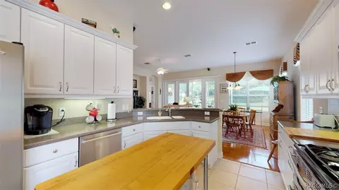 1581 W Laurel Glen Path, Hernando, FL 34442 photo 17