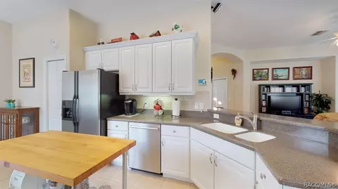 1581 W Laurel Glen Path, Hernando, FL 34442 photo 18