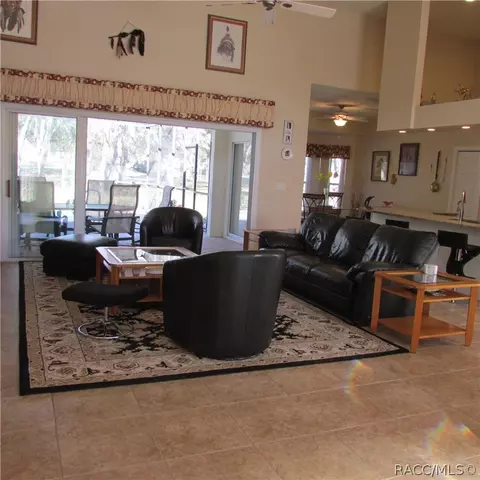 95 E Glassboro Ct, Hernando, FL 34442 photo 3