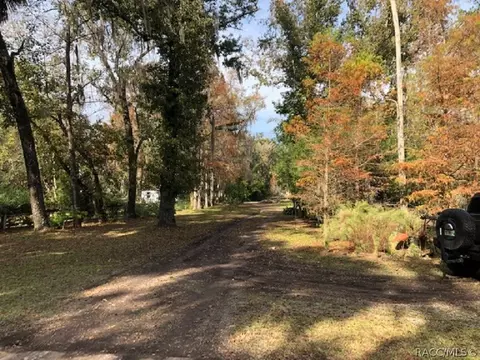 223 Cove Rd, Inglis, FL 34449 photo 26