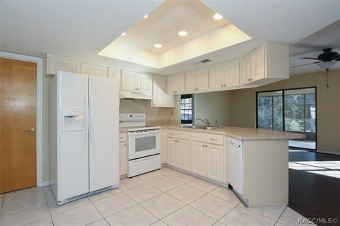 1098 E Getty Ln, Hernando, FL 34442 photo 11