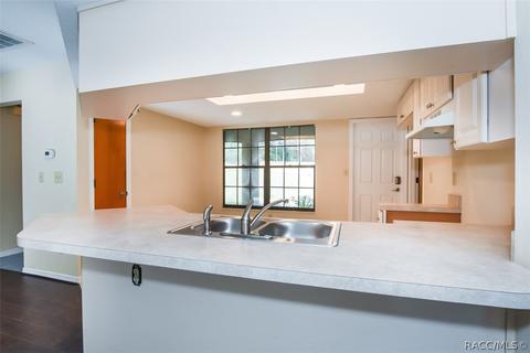 1098 E Getty Ln, Hernando, FL 34442 photo 10