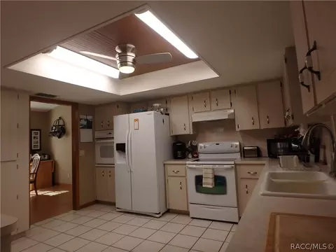 795 W Liberty St, Hernando, FL 34442 photo 9