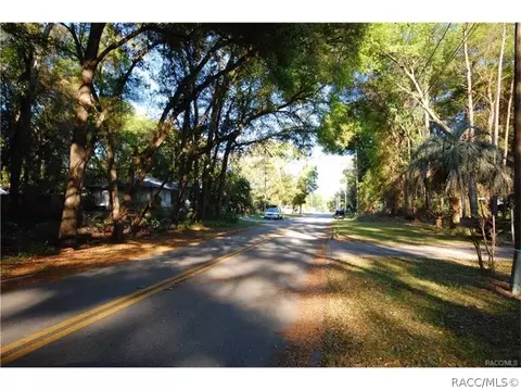 6106 E Glencoe St, Inverness, FL 34452 photo 3