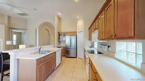 668 W Doerr Path, Hernando, FL 34442 photo 13