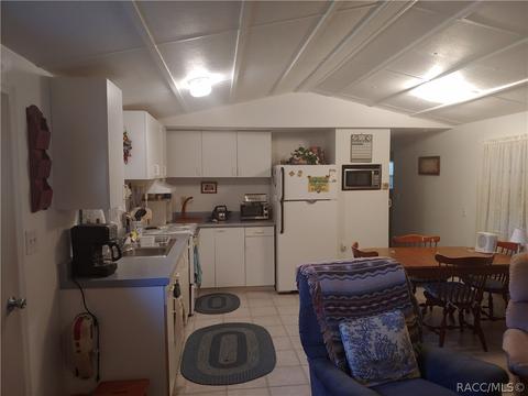 20011 SE 110th Ct, Inglis, FL 34449 photo 2