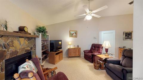 420 E Dakota Ct, Hernando, FL 34442 photo 8