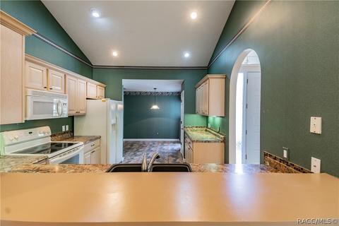 3744 W Augusta Path, Lecanto, FL 34461 photo 12