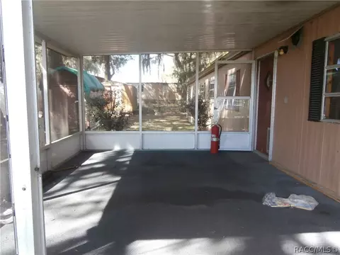 4025 E Lake Park Dr, Hernando, FL 34442 photo 3