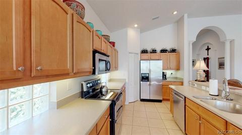 318 W Redsox Path, Hernando, FL 34442 photo 13