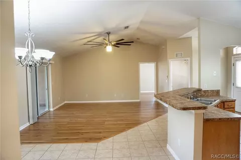 1370 E Silver Thorn Loop, Hernando, FL 34442 photo 11