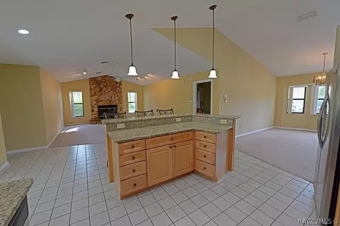 660 E Keller Ct, Hernando, FL 34442 photo 12