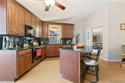160 W Olympia St, Hernando, FL 34442 photo 5