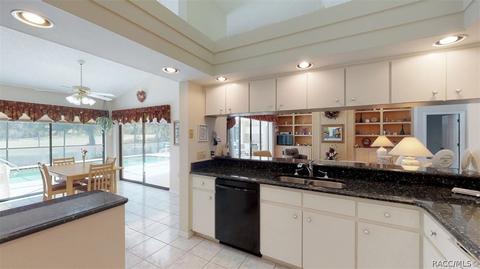 684 E Keller Ct, Hernando, FL 34442 photo 17