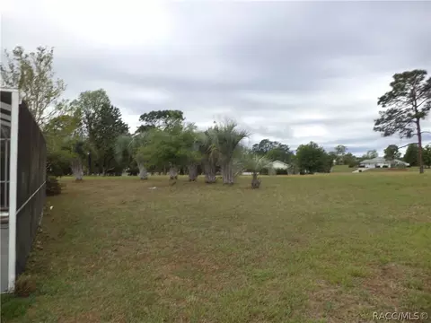 1398 E Triple Crown Loop, Hernando, FL 34442 photo 4