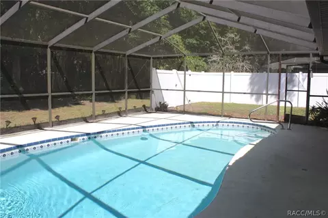 1260 E Silver Thorn Loop, Hernando, FL 34442 photo 3