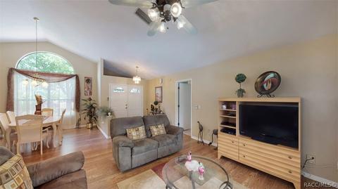 750 E Falconry Ct, Hernando, FL 34442 photo 4