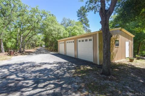 1743 E Cleveland St, Hernando, FL 34442 photo 2