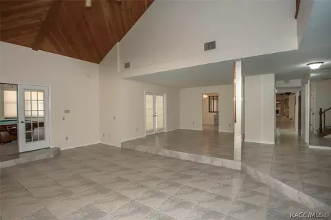 120 E Liberty St, Hernando, FL 34442 photo 5