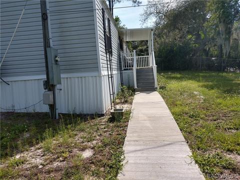 10247 E Pike Dr, Inverness, FL 34450 photo 4